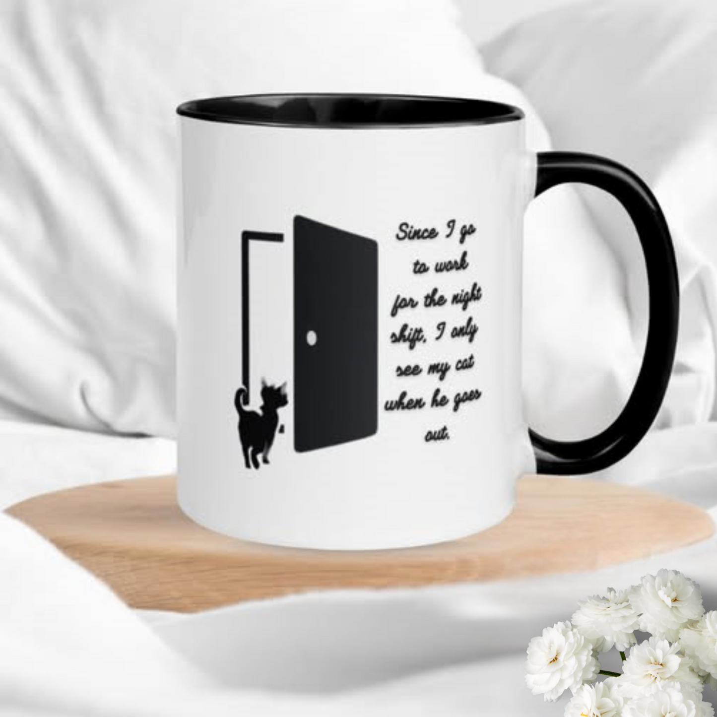 Cat lovers working the night shift - Mug with Colour Inside